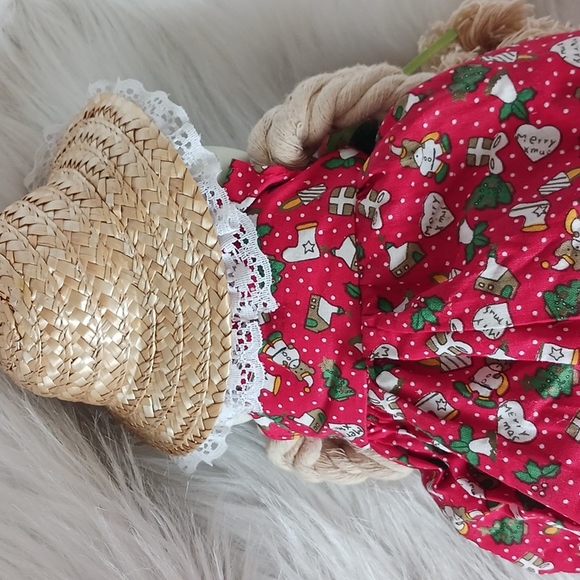 Vintage Bunny House of Lloyd Flossie from Christmas Around the World - Picture 4 of 6